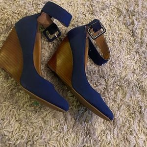 Blue wedge shoes wooden heels size 8.5